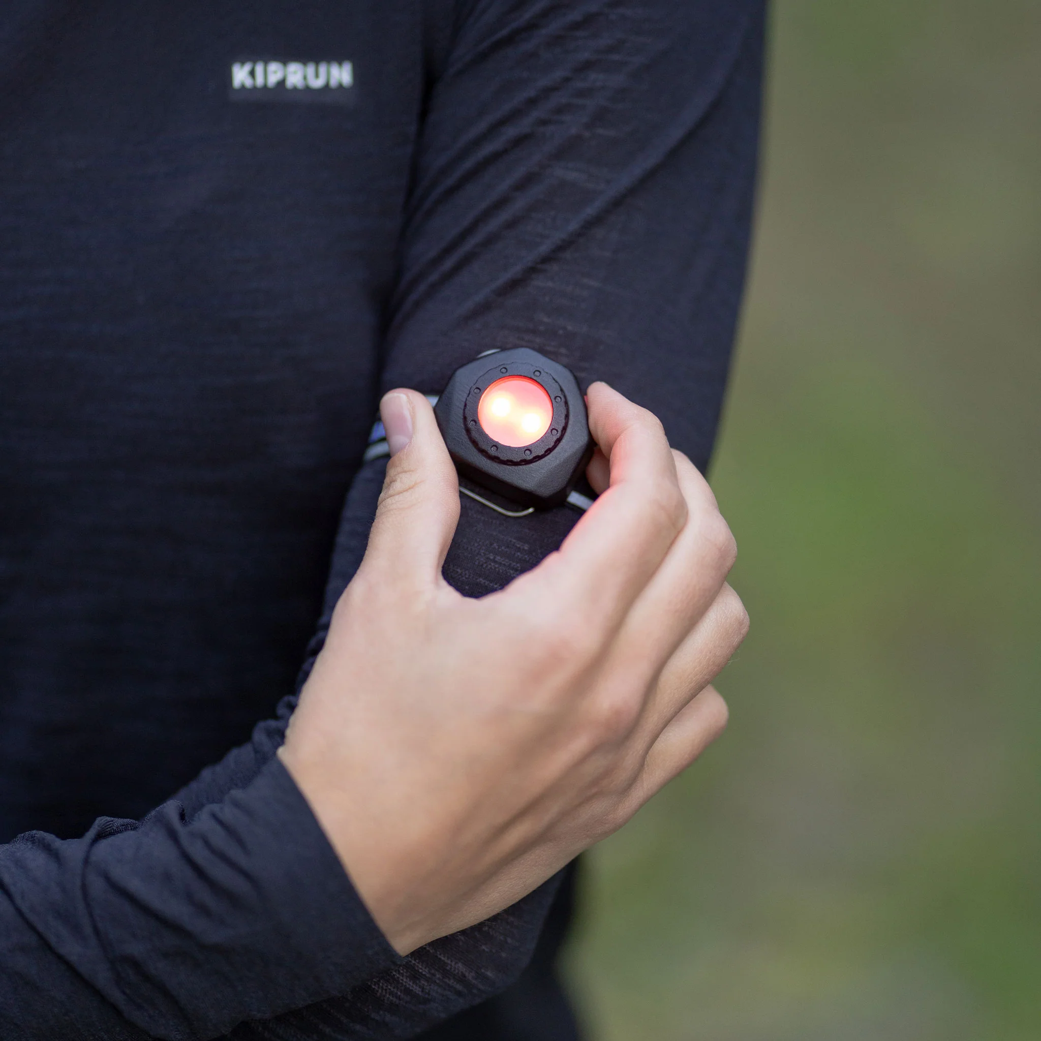 CU2R Armband Safety Clip Light - Image 2