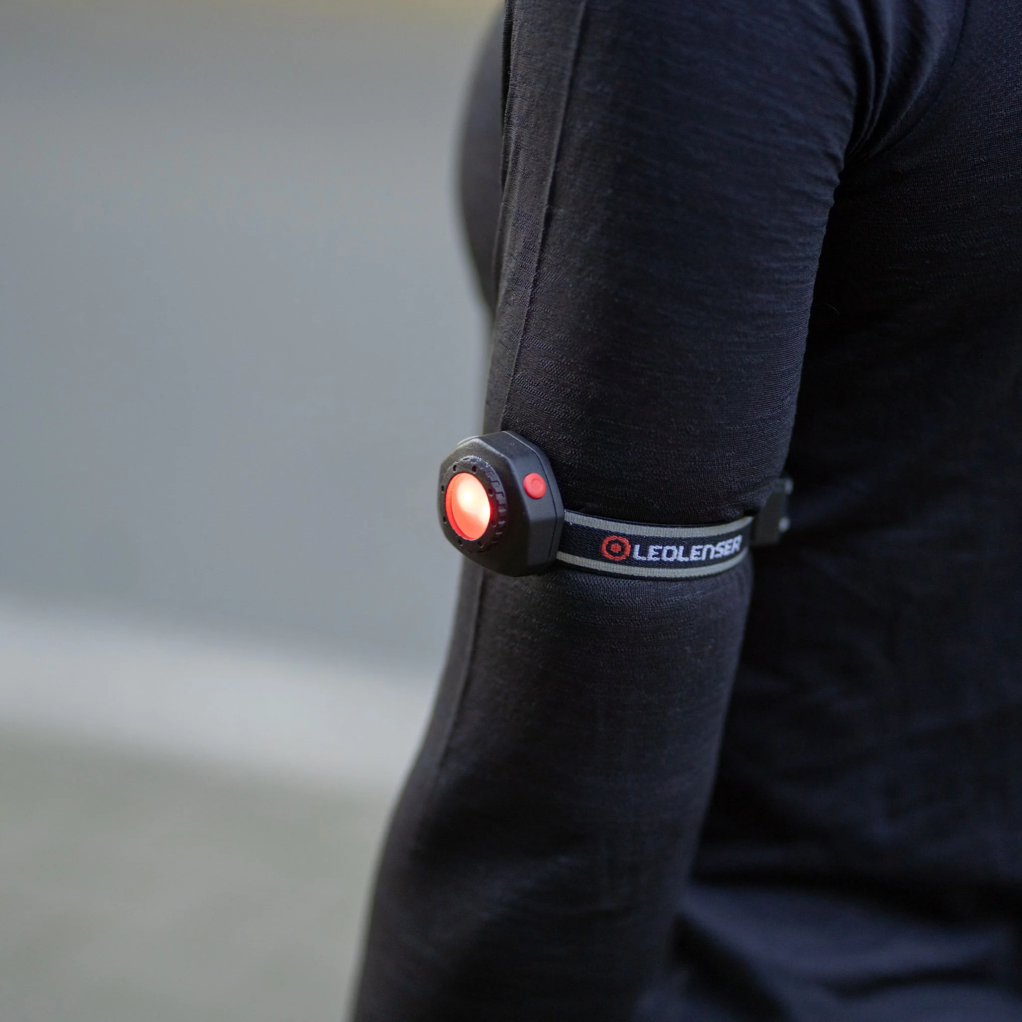 CU2R Armband Safety Clip Light - Image 6