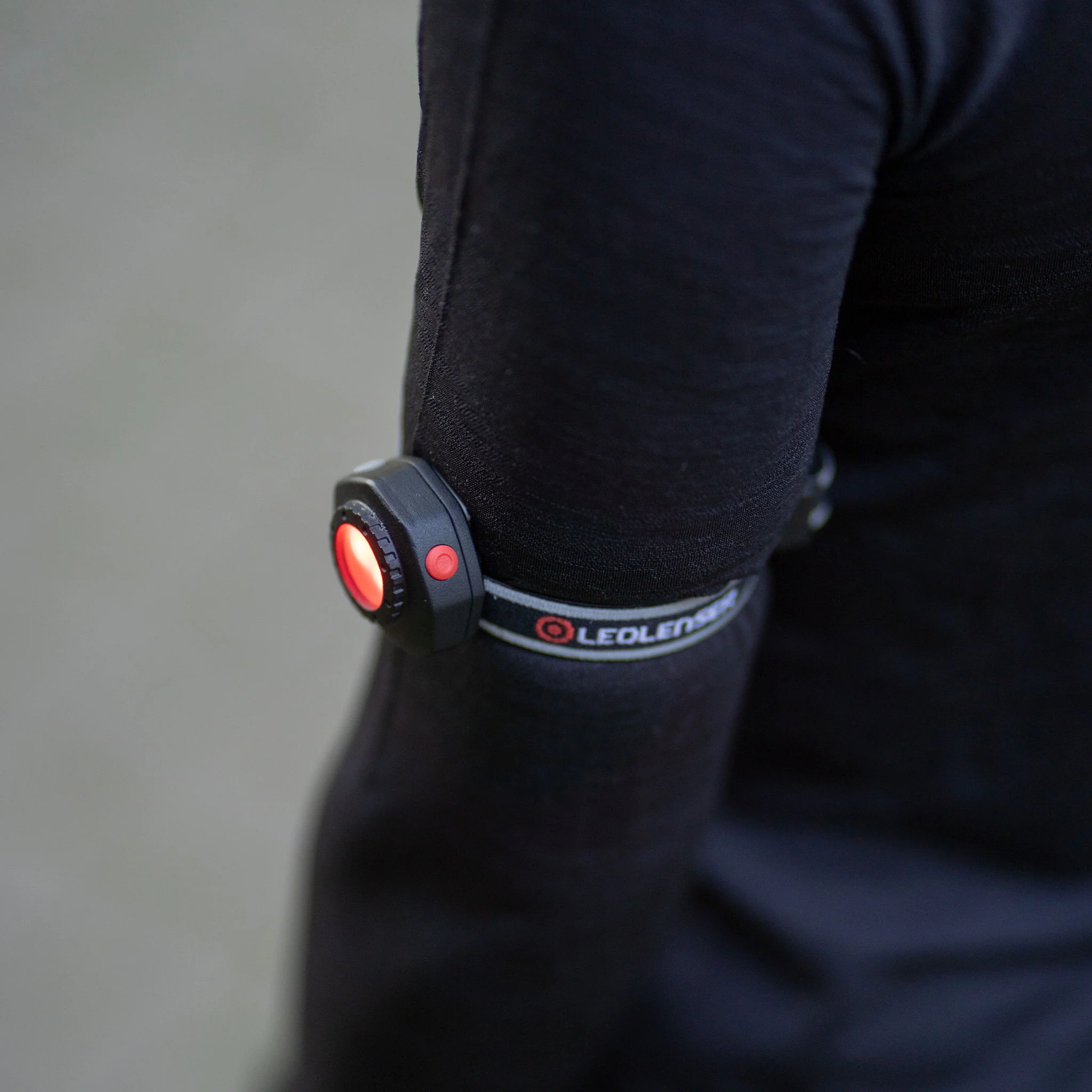 CU2R Armband Safety Clip Light - Image 8