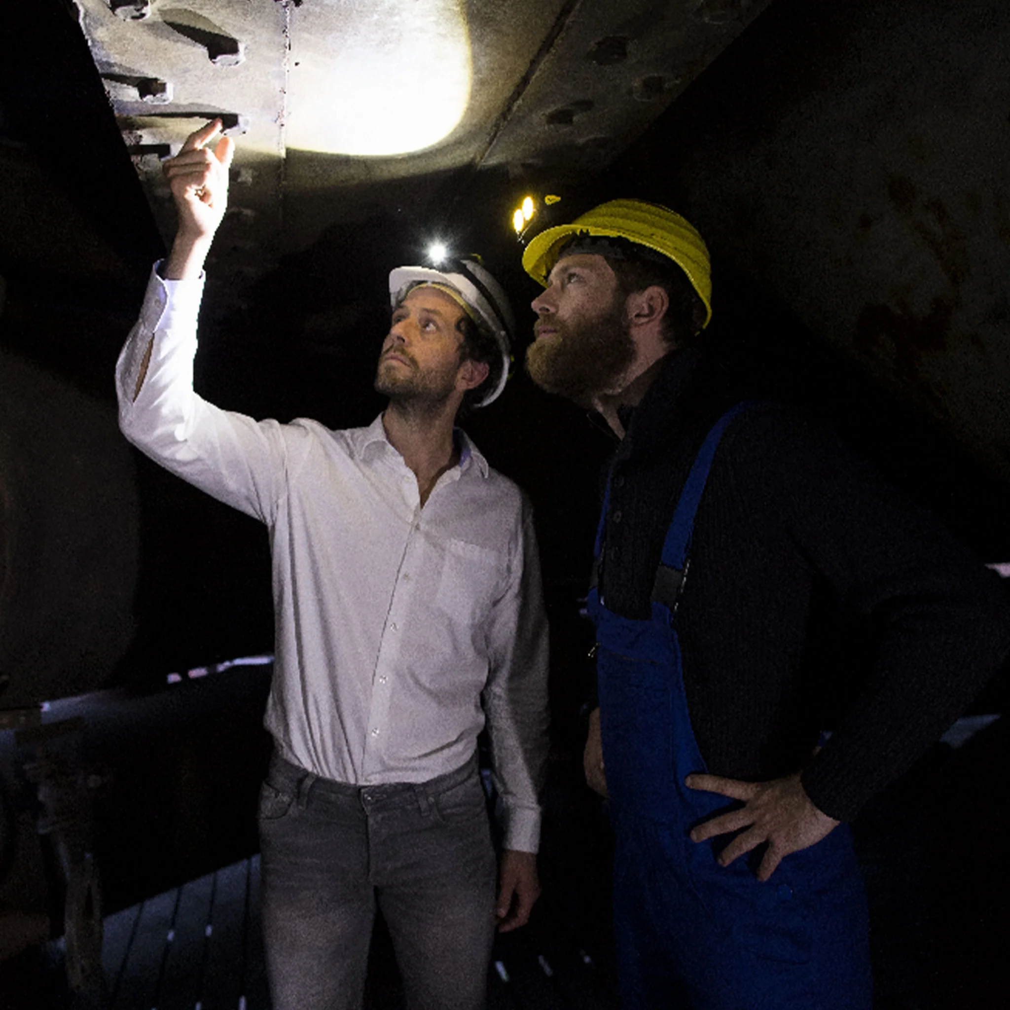 iSEO5R Head Torch - Image 2