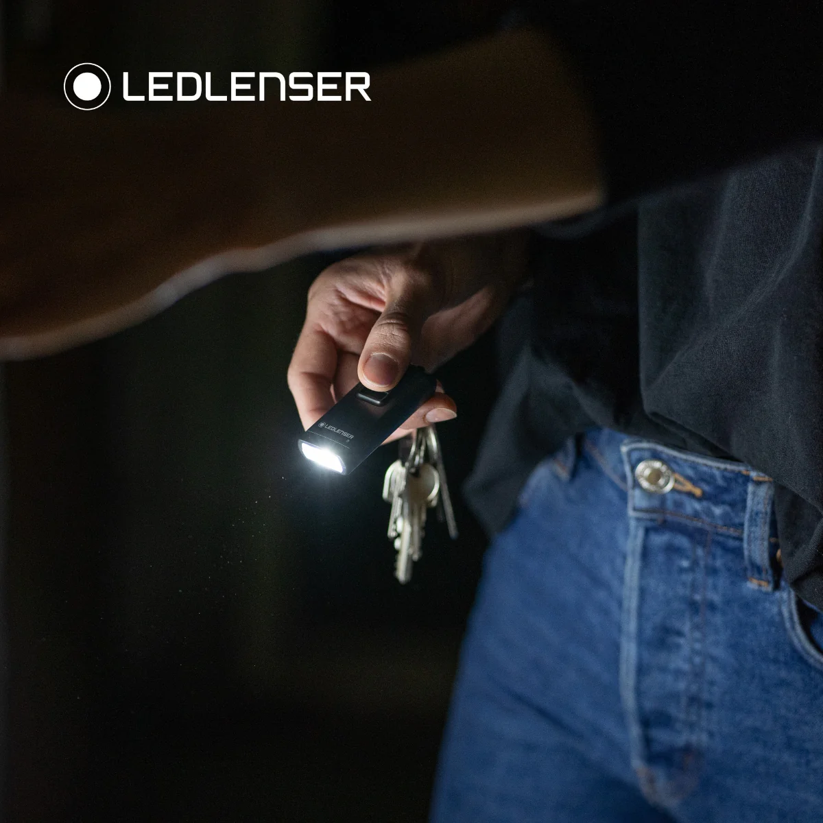 K6R Safety Rechargeable Keyring Torch, Grey - Image 3