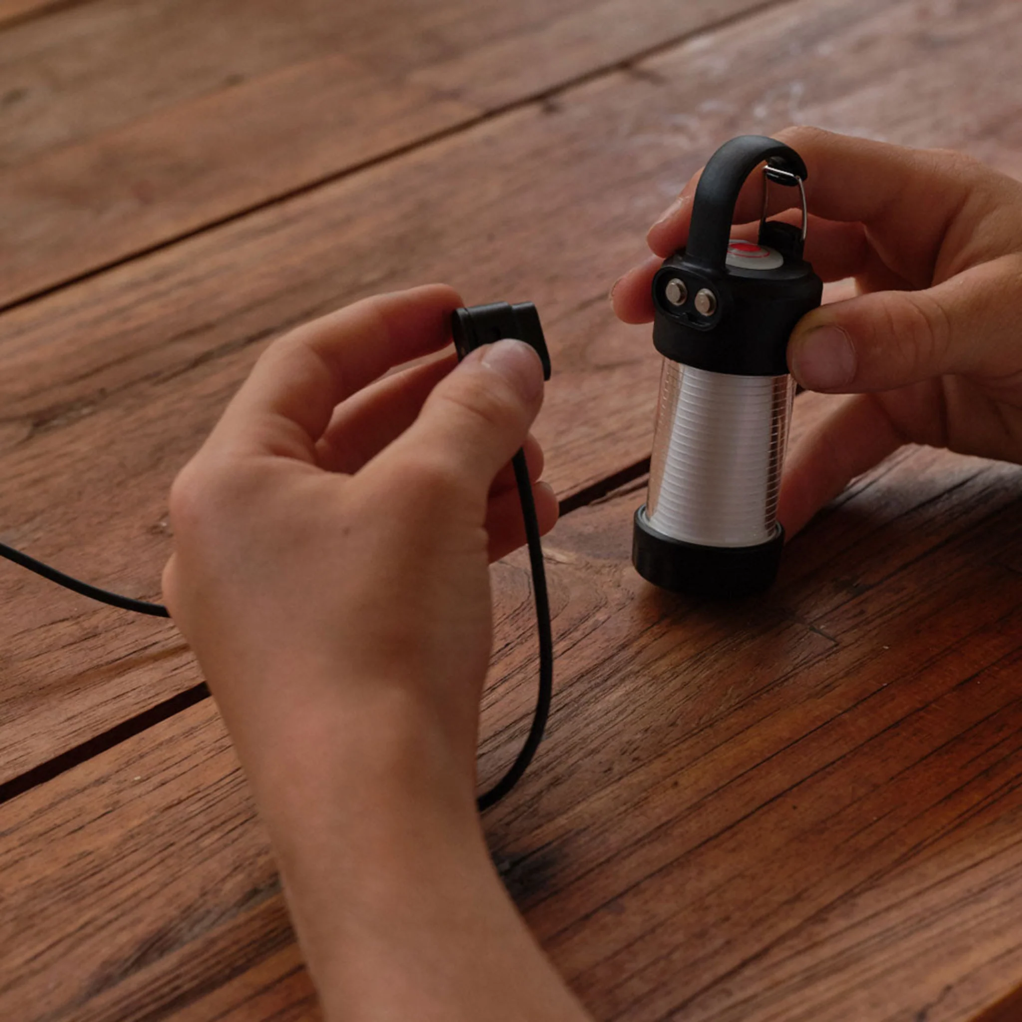 ML4 Rechargeable Mini Lantern - Image 3