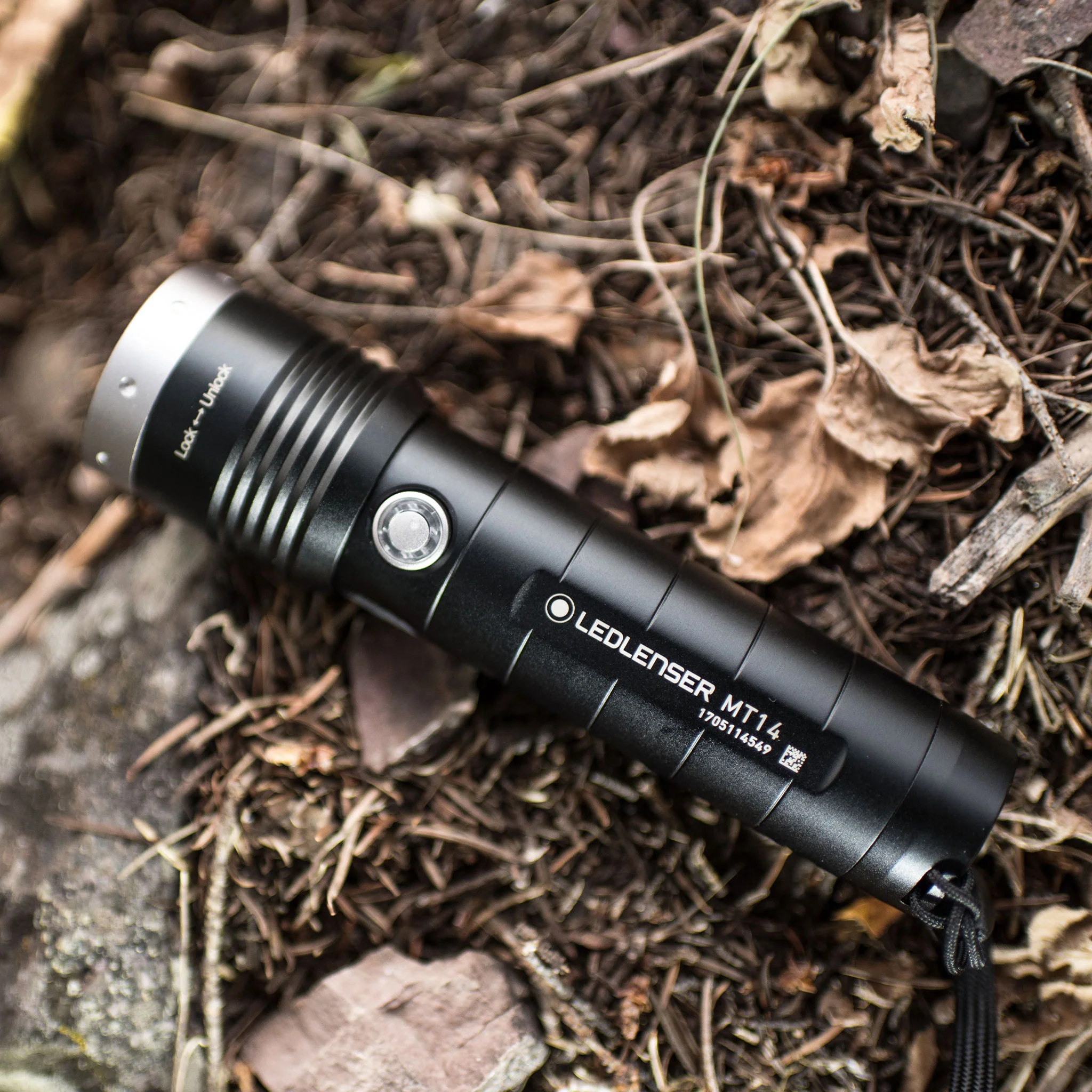 MT14 Rechargeable Torch, 1000 Lumens - Image 5