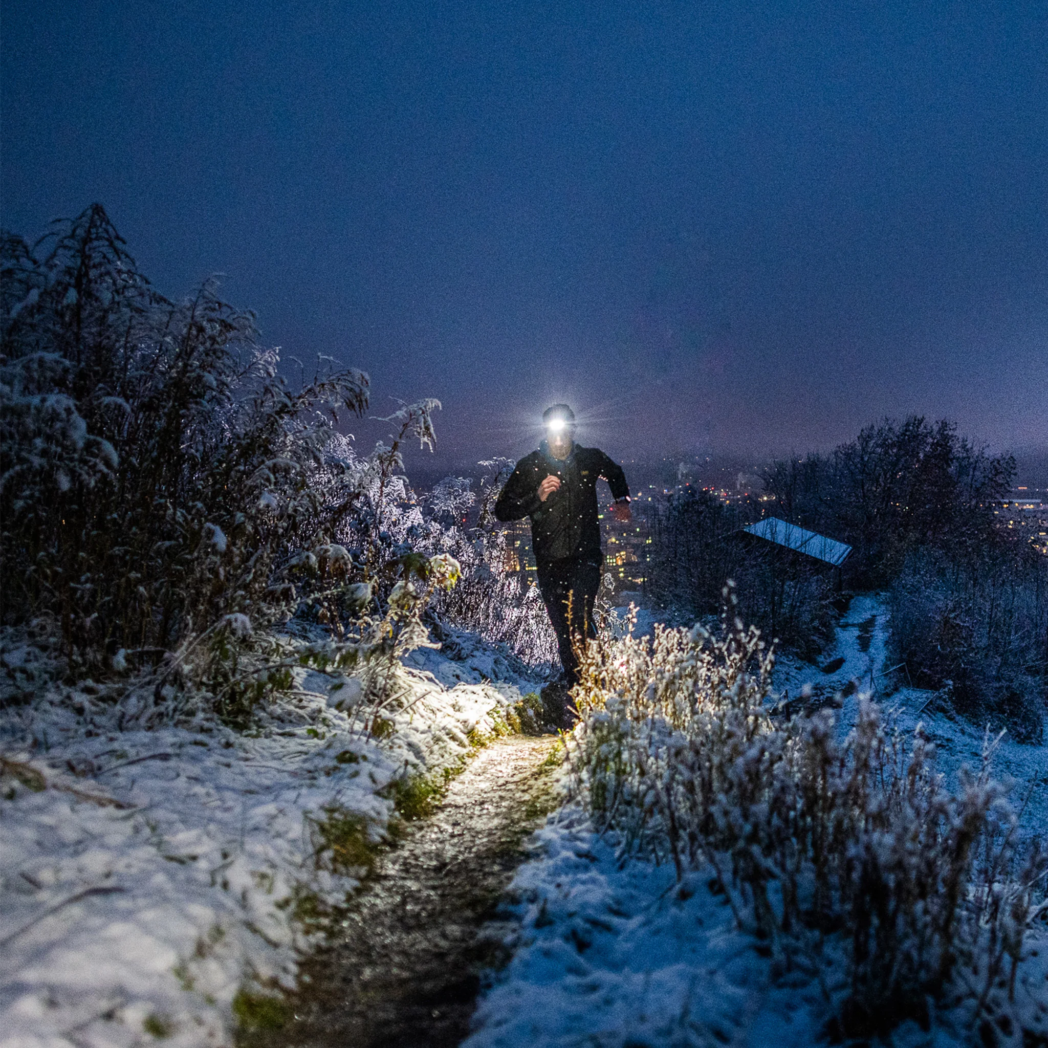 NEO5R Rechargeable Running Head Torch with Chest Strap, 600 Lumens - Image 7