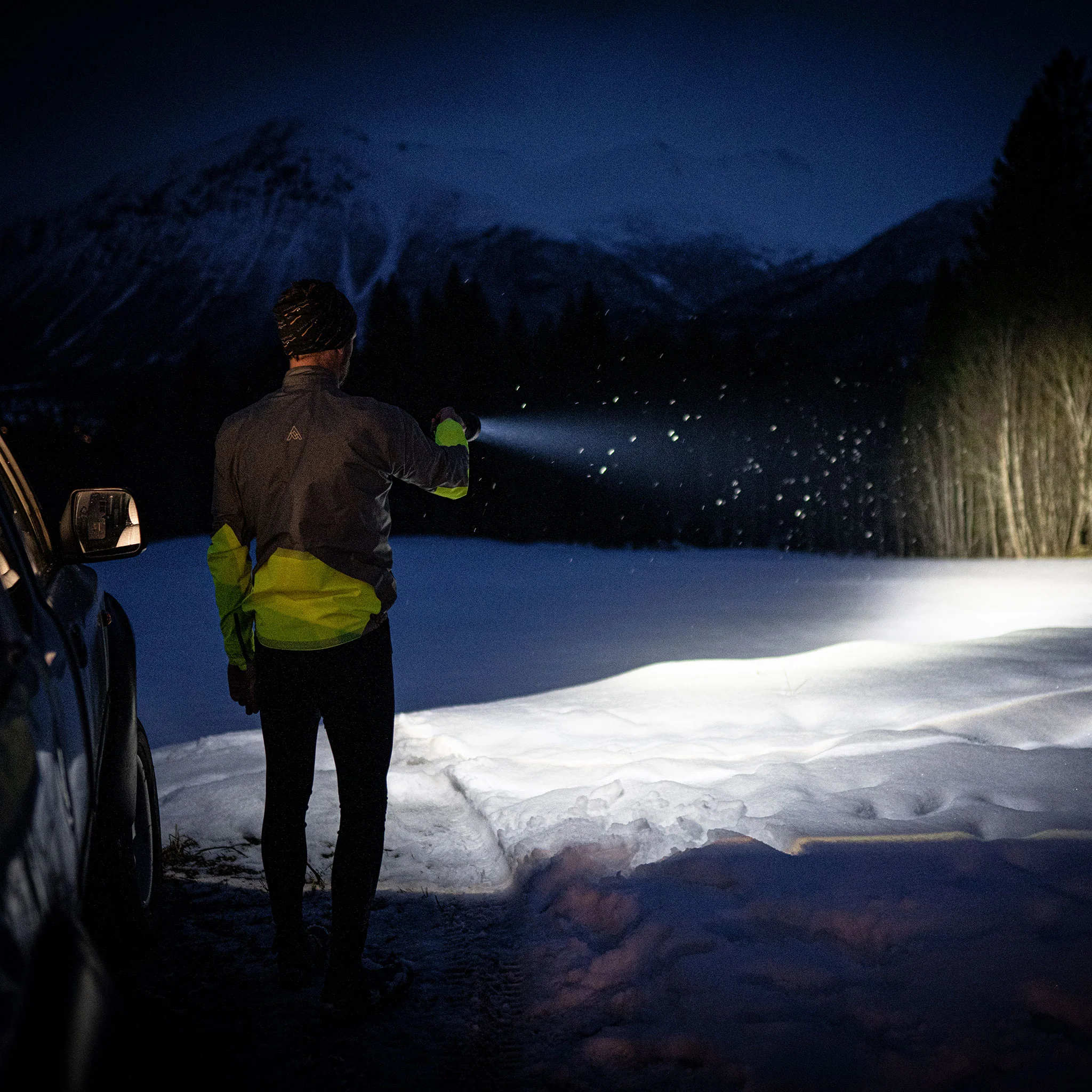 P18R Signature Rechargeable Torch 2020, 4500 Lumens - Image 7
