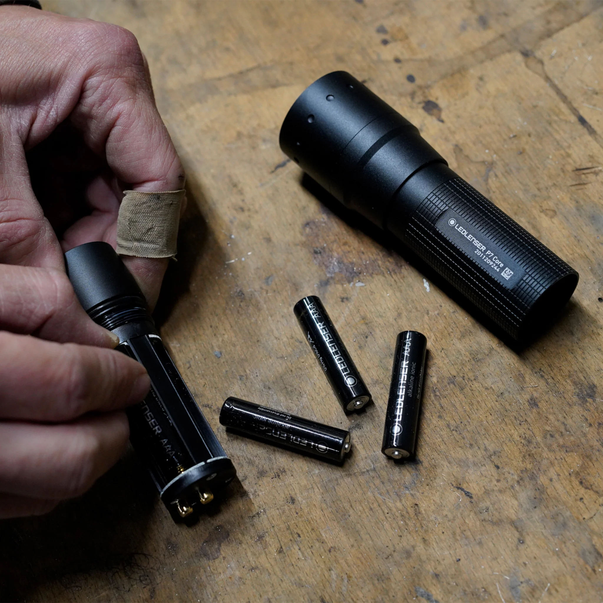 P7 Core Battery Operated Torch 2021, 450 Lumens - Image 6